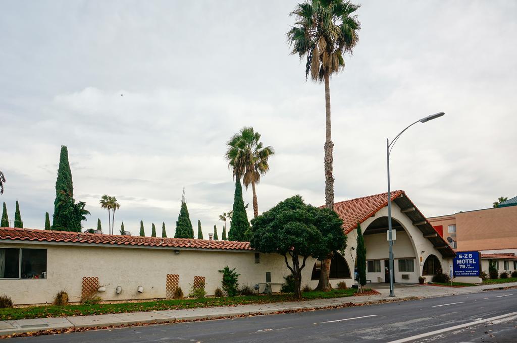 Ez 8 Motel San Jose I Экстерьер фото
